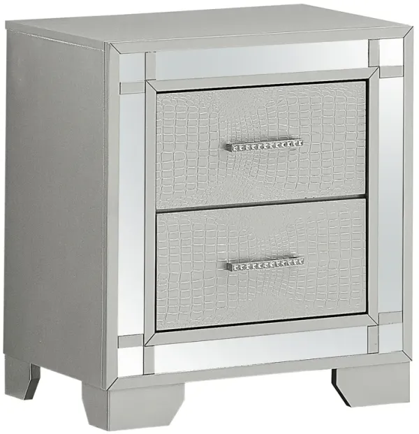 Madison - Nightstand - Silver Champagne