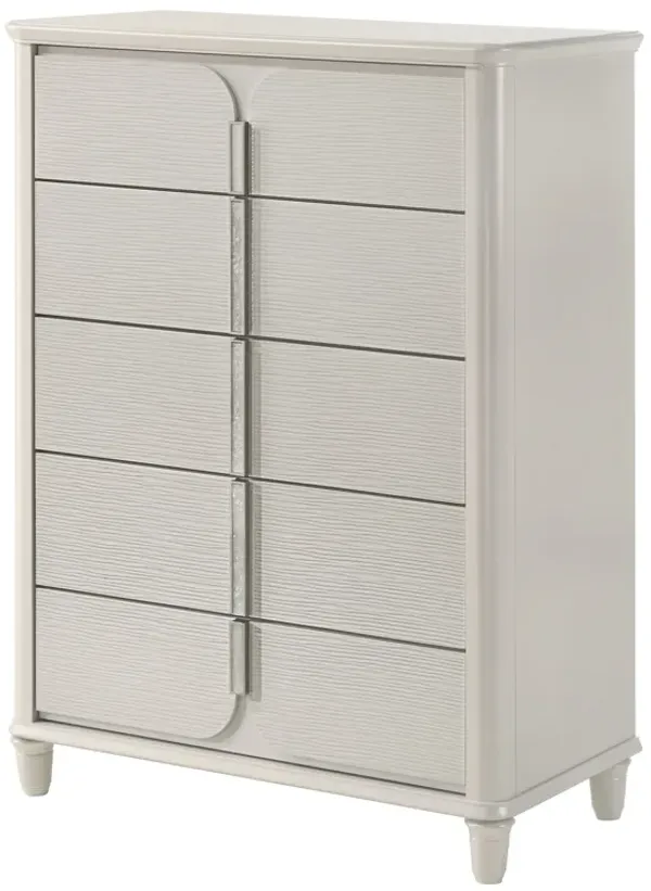 Laveda - Chest - White