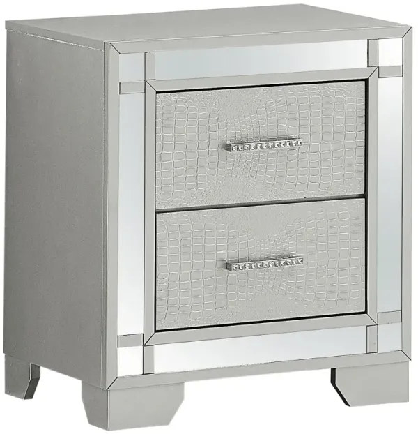 Madison - Nightstand - Silver Champagne