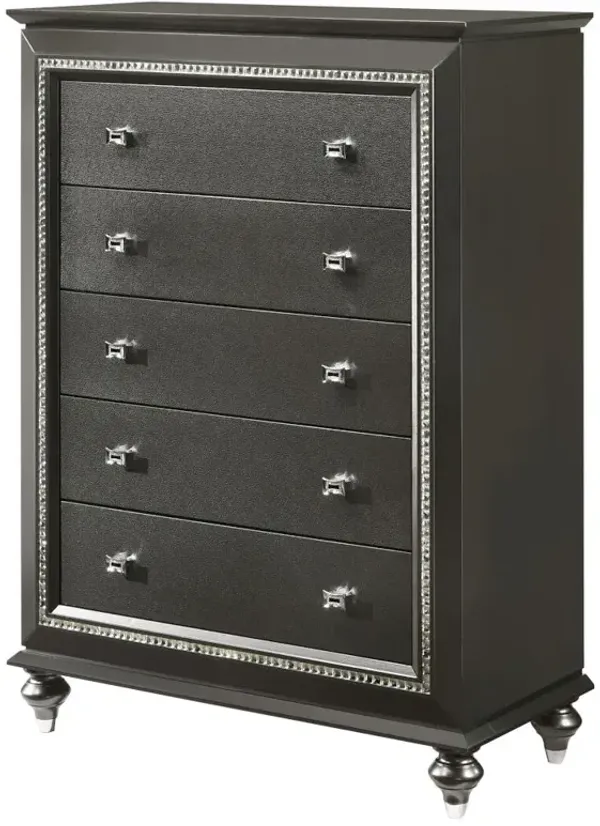 Kaitlyn - Chest, Elegant Design