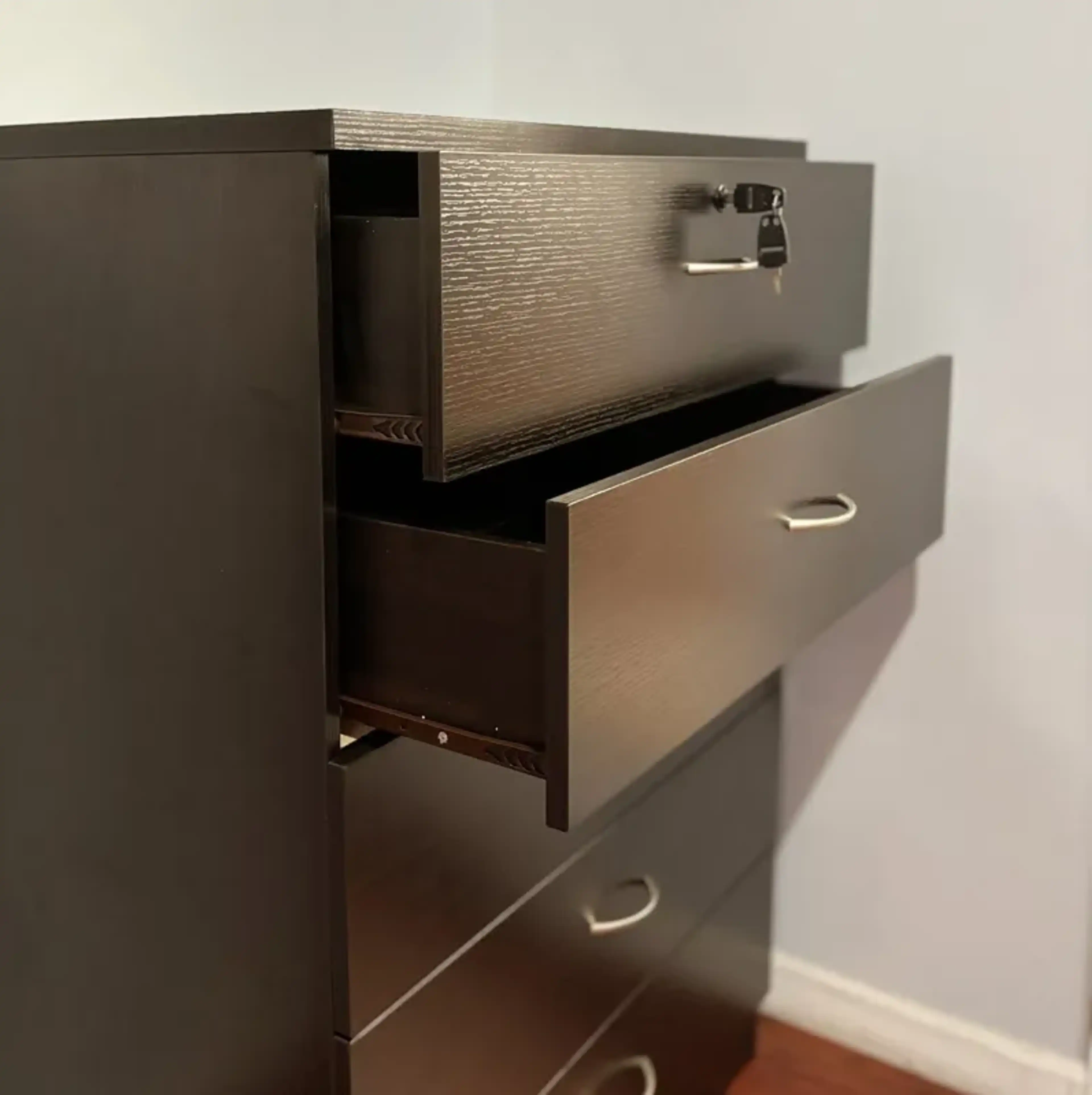 5 Drawer Chest Metal Handles Locking Top Drawer Metal Glide Rails ...