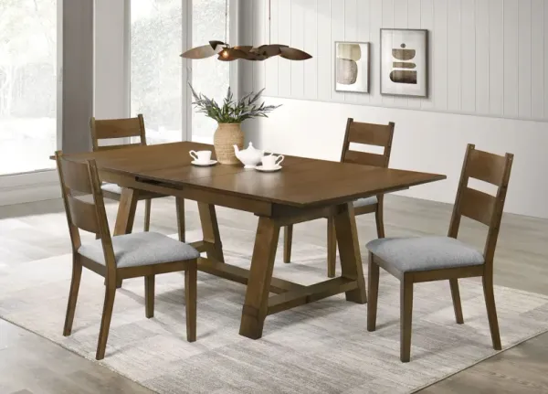 Everly - Dining Room Set
