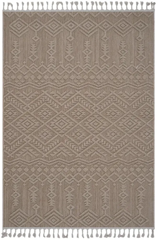Guros - 6' X 9' Traditional Indoor / Outdoor Area Rug - Natural