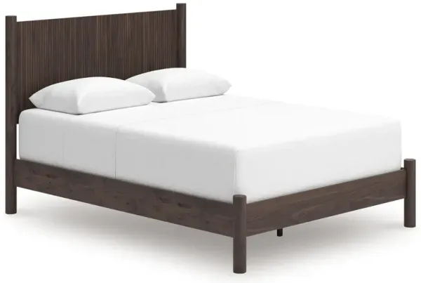 Pamytta - Queen Panel Bed - Brown