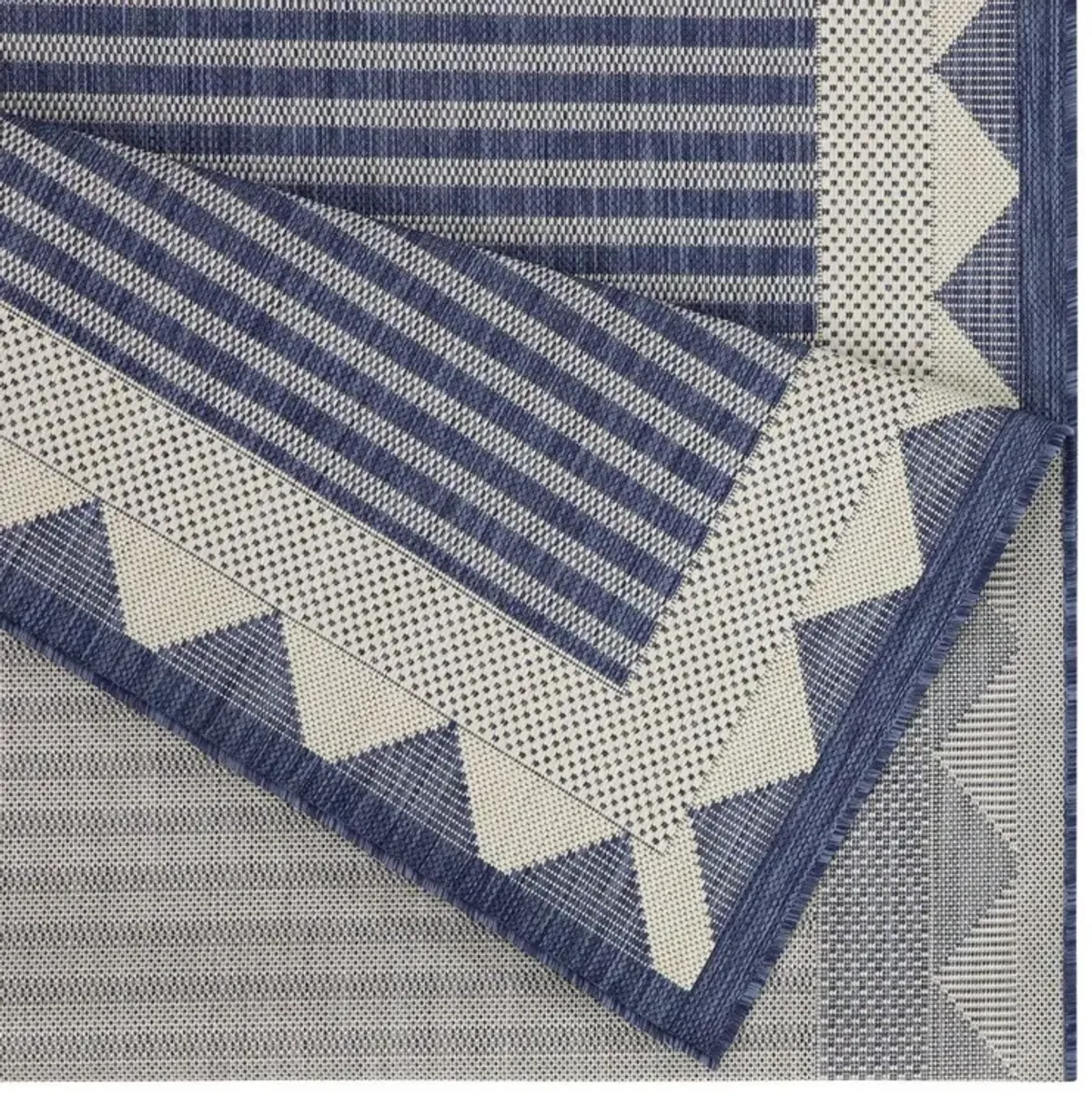 Sunshine - 5'3" X 7'3" Indoor, Outdoor Area Rug - Blue