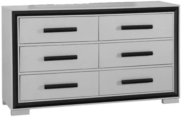 Adelaide - Dresser With Sleek Finish And Drawer Pulls