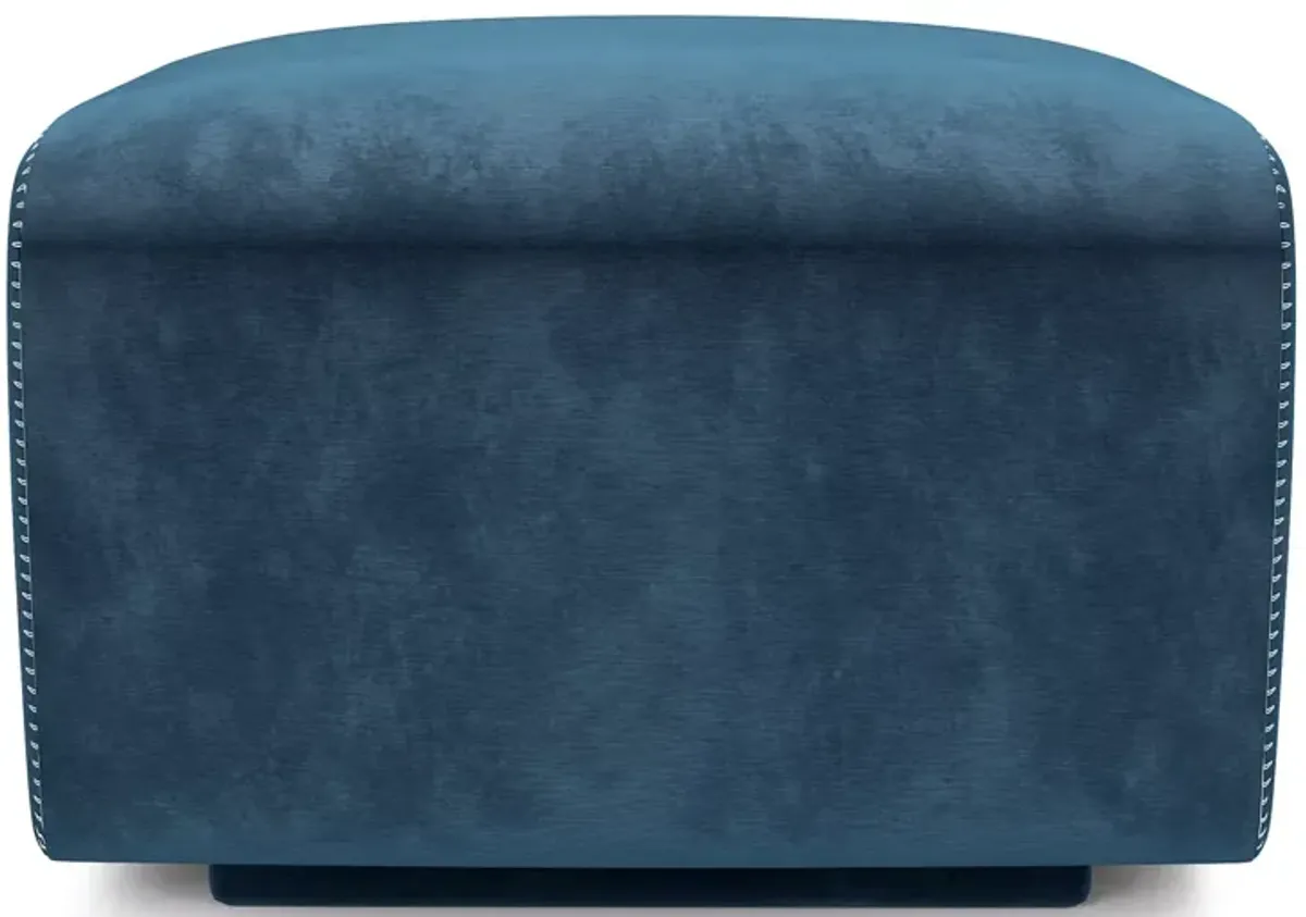 Huppé Adelaide Ottoman