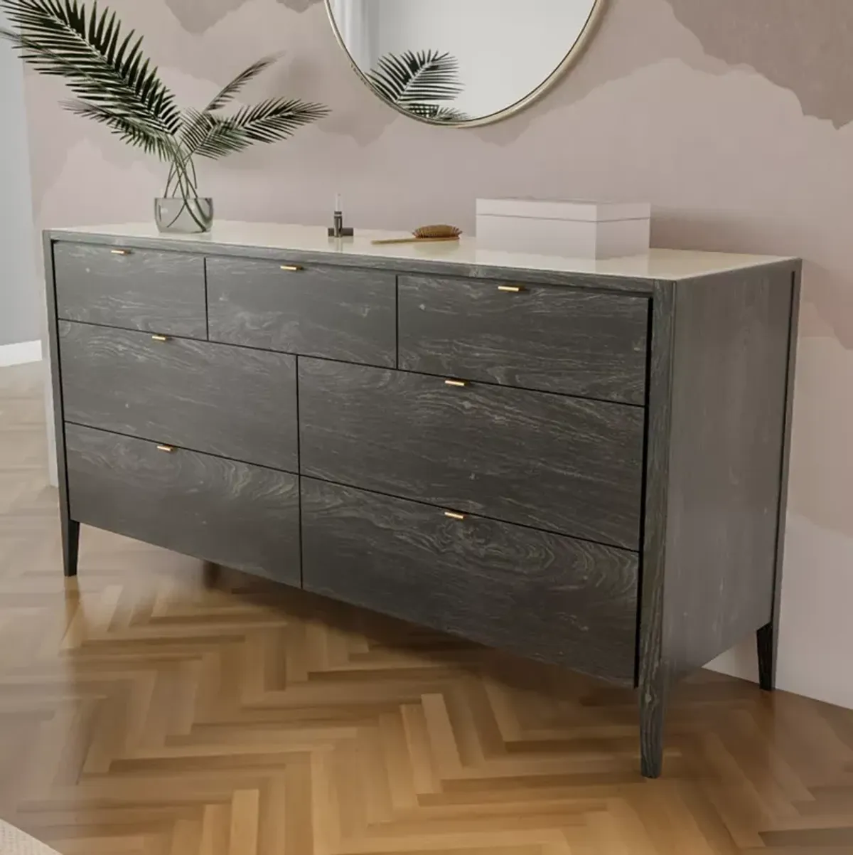 HuppÃ© Winston 7-Drawer Dresser