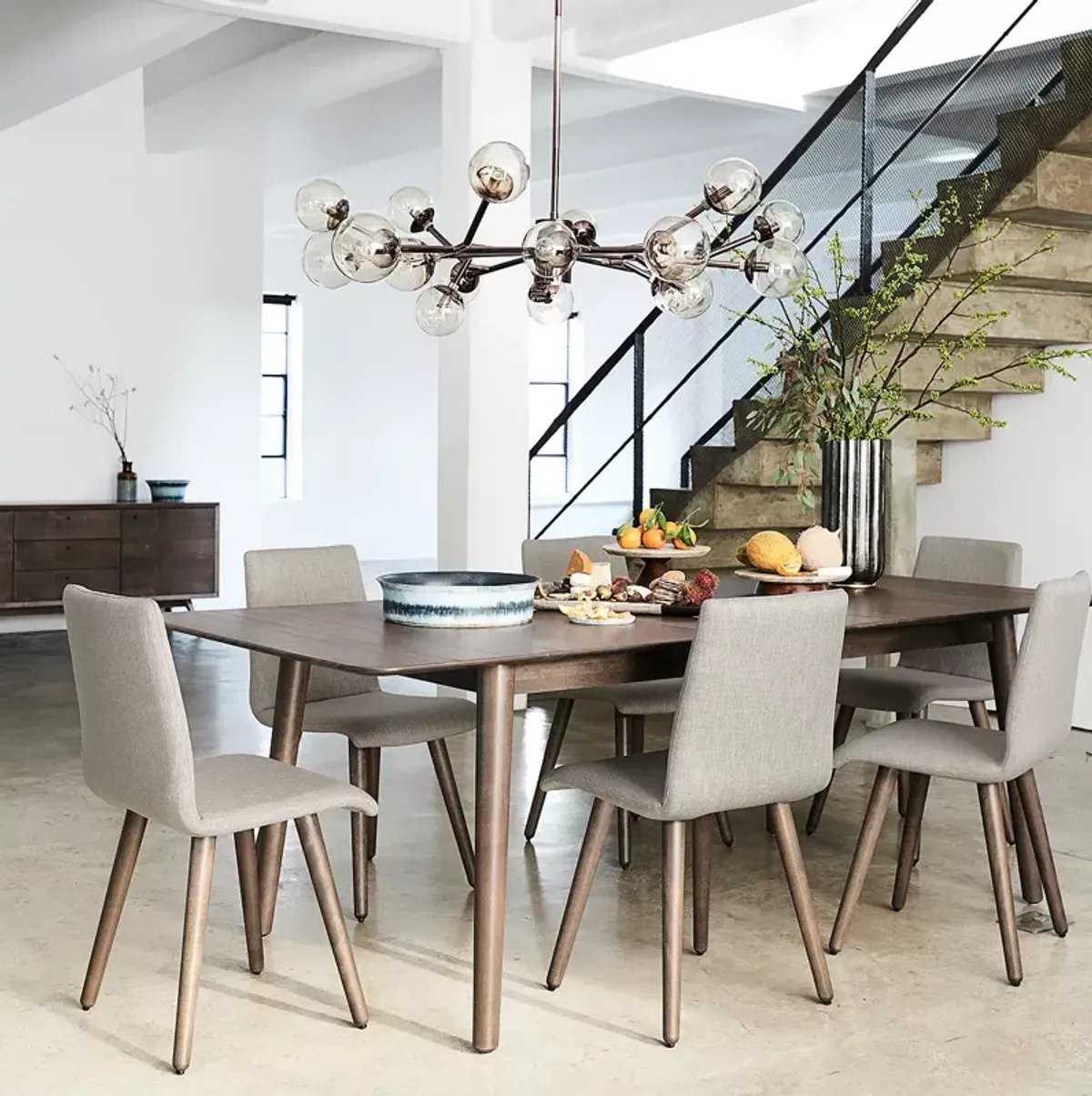 HuppÃ© Elda Extension Dining Table 