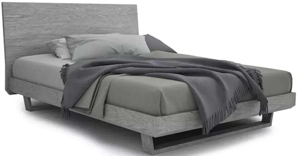 Huppé Clark Queen Bed