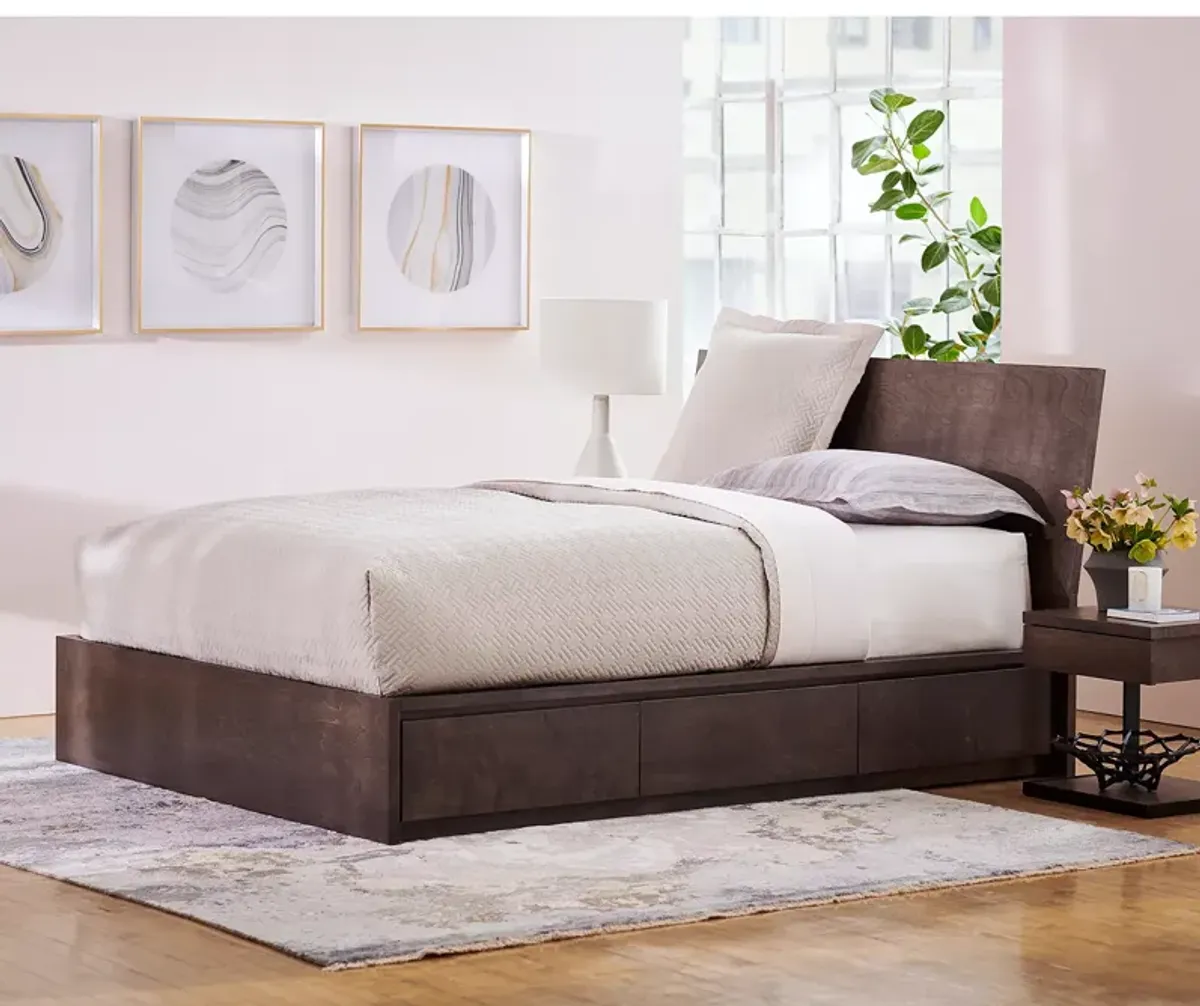 HuppÃ© Clark Queen Bed