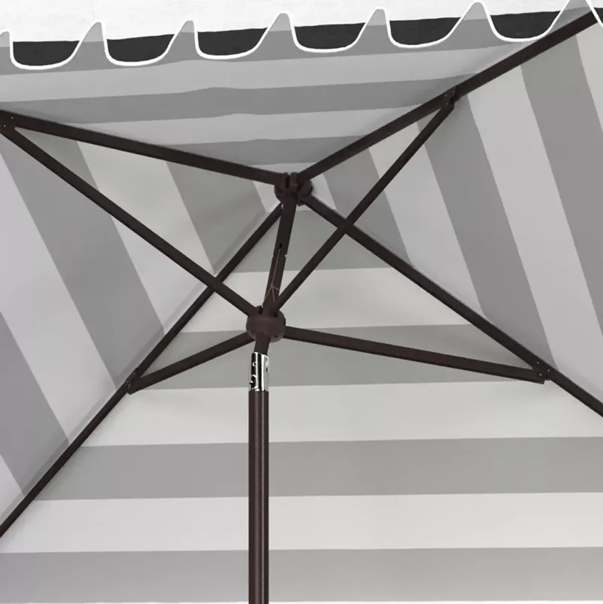 SAFAVIEH Vienna 7.5 Ft Crank Square Umbrella