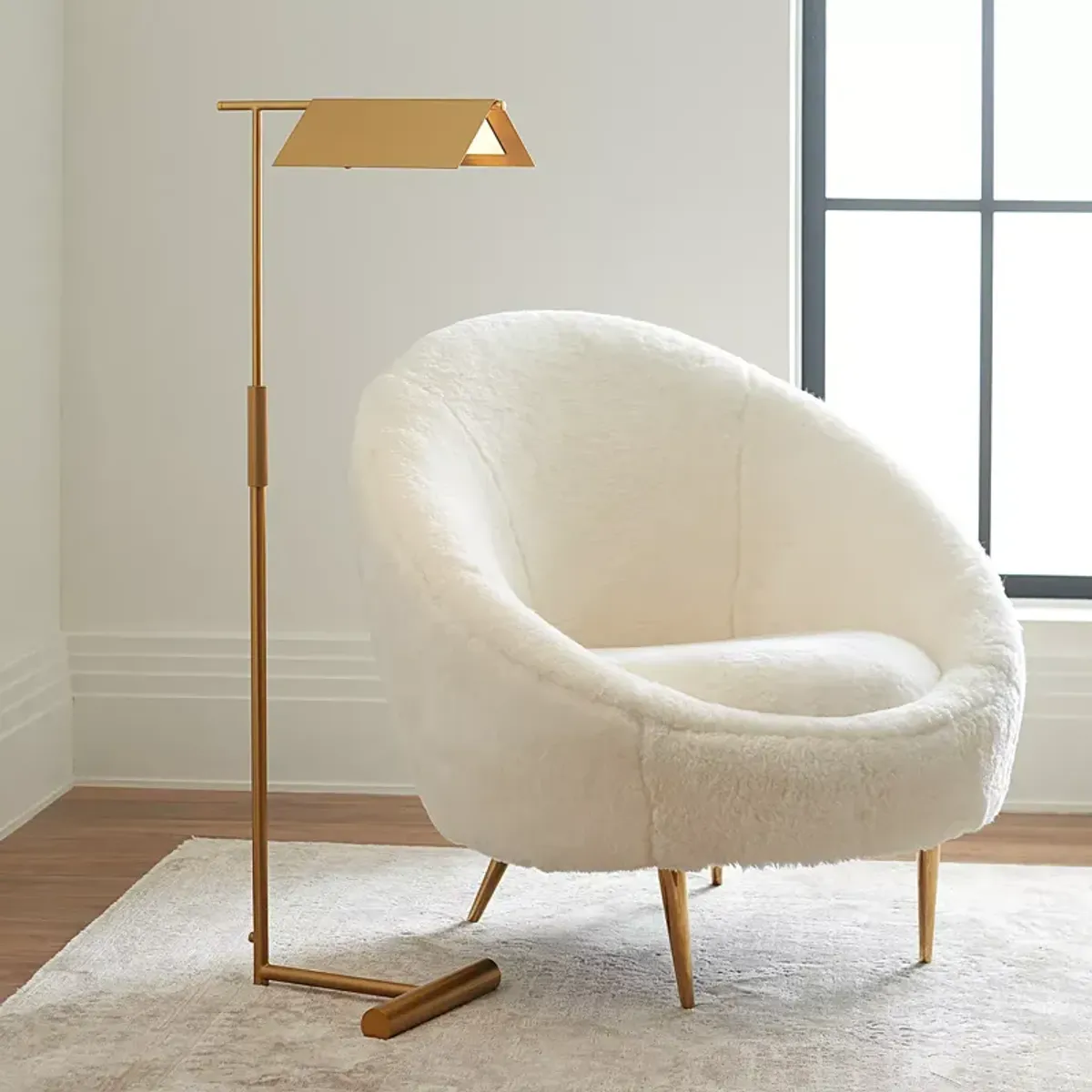 Chapman & Myers Foles Floor Lamp