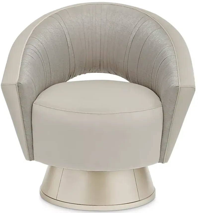 Caracole A Com-Pleat Turn Around Accent Chair
