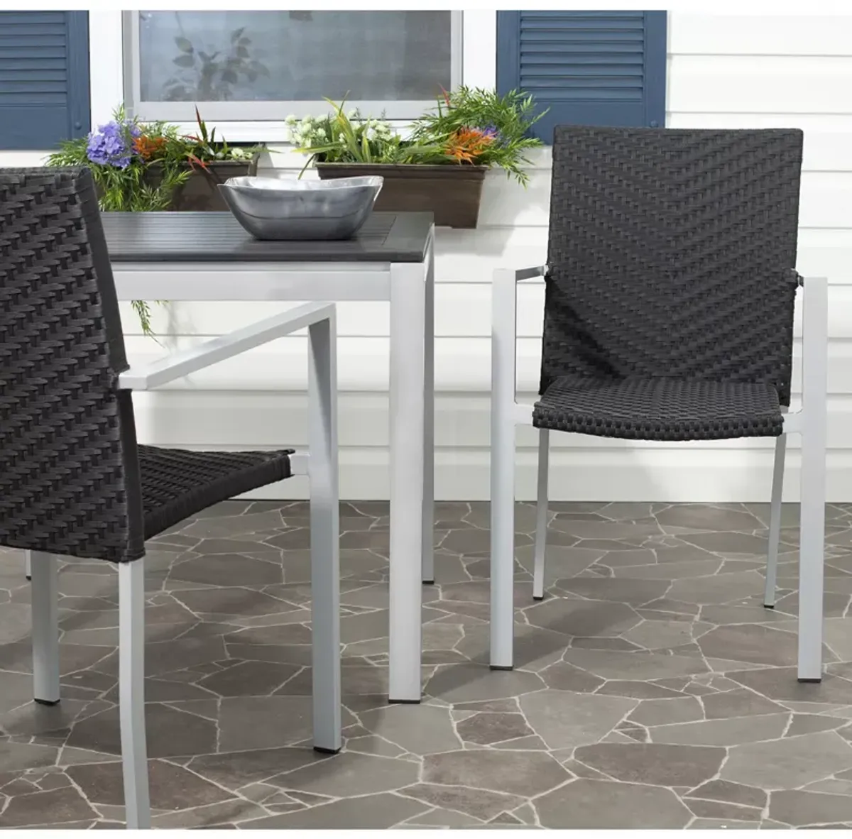 SAFAVIEH Cordova Indoor/Outdoor Stacking Arm Chairs, Set of 2