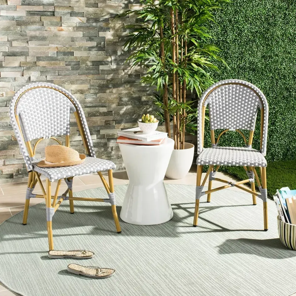 SAFAVIEH Salcha Indoor-Outdoor French Bistro Side Chair, Set of Two