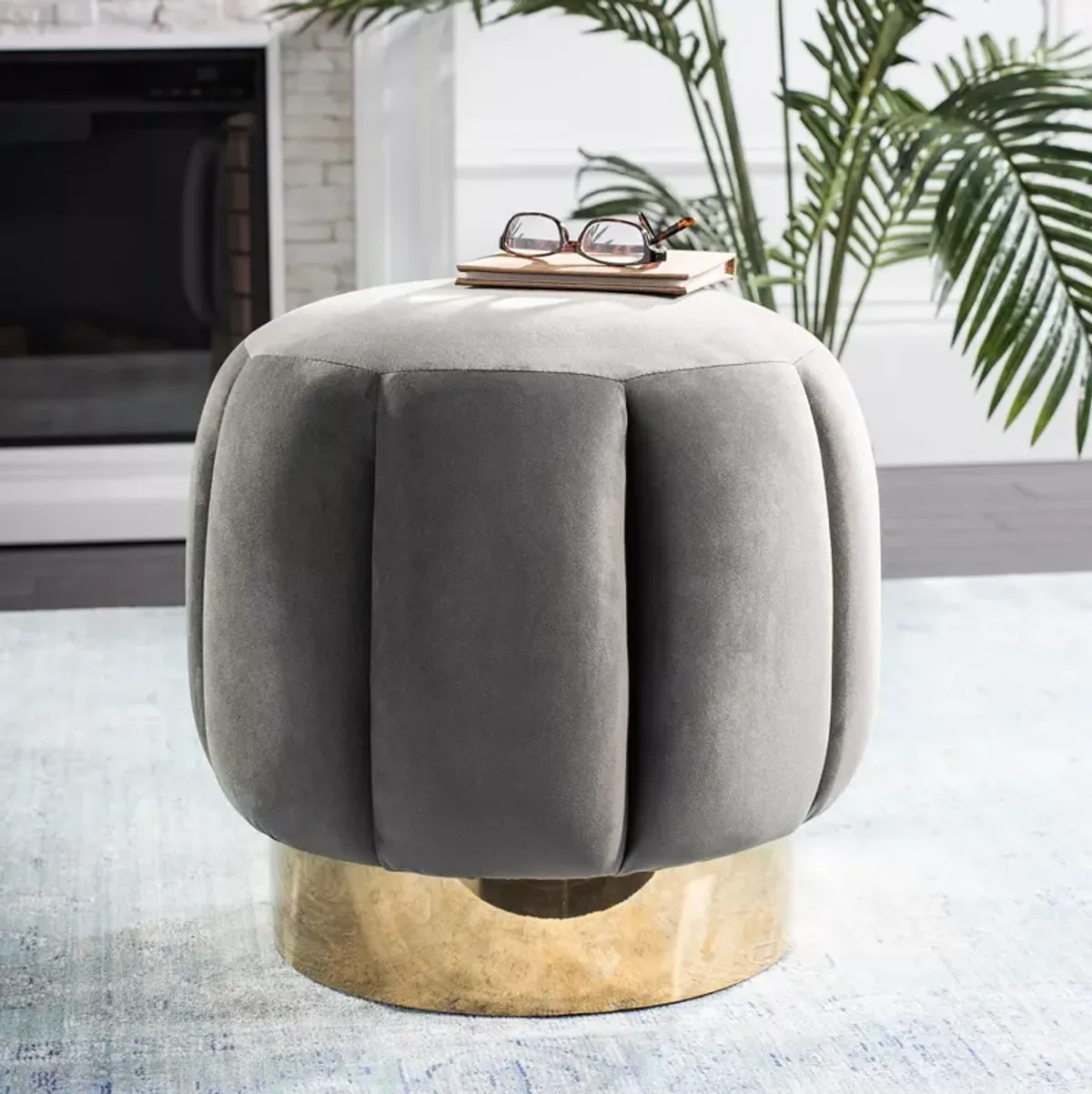 SAFAVIEH Maxine Channel Tufted Ottoman