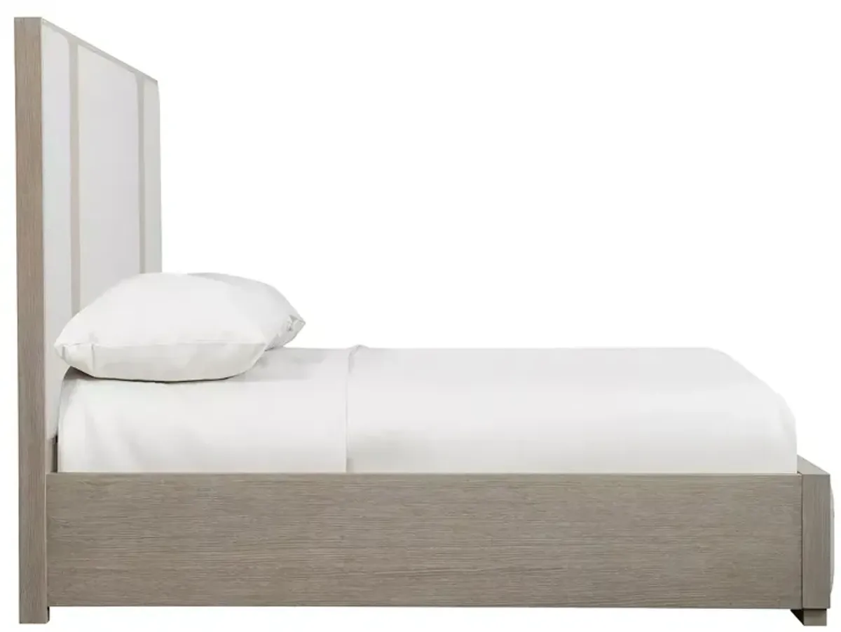 Bernhardt Solaria Queen Wood Frame Panel Bed