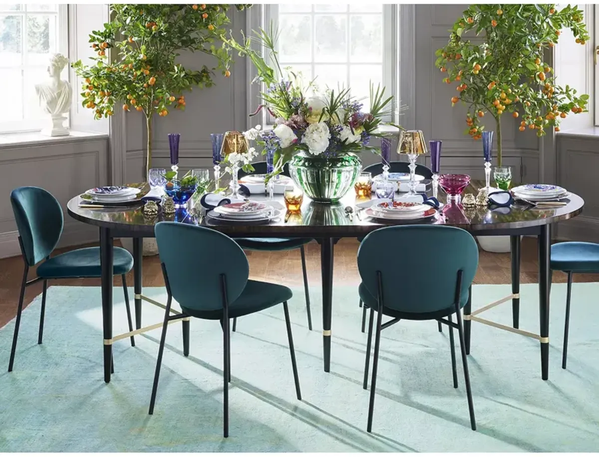 Caracole Classic Round Extension Dining Table