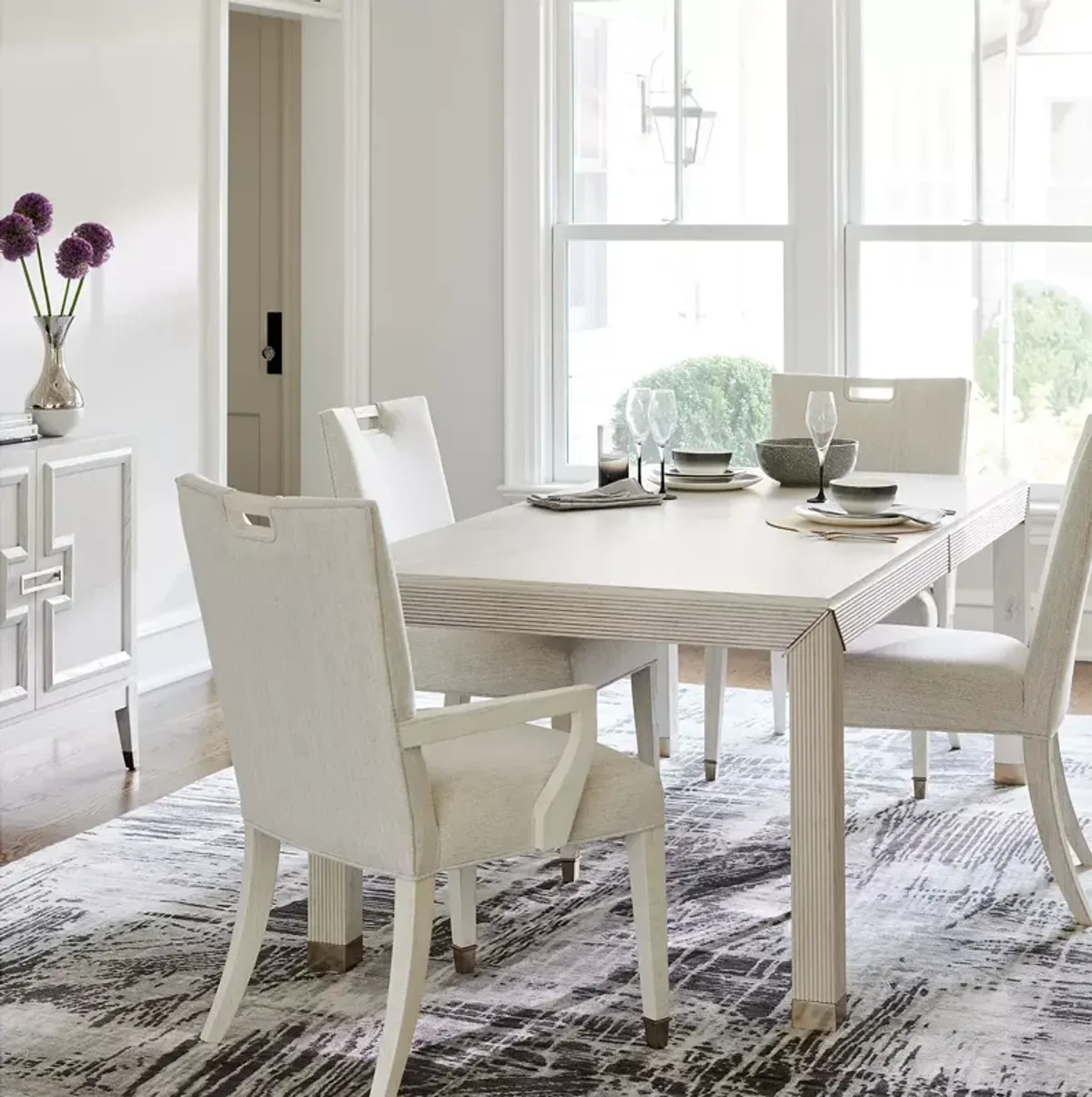 Vanguard Furniture Parkhurst Dining Table