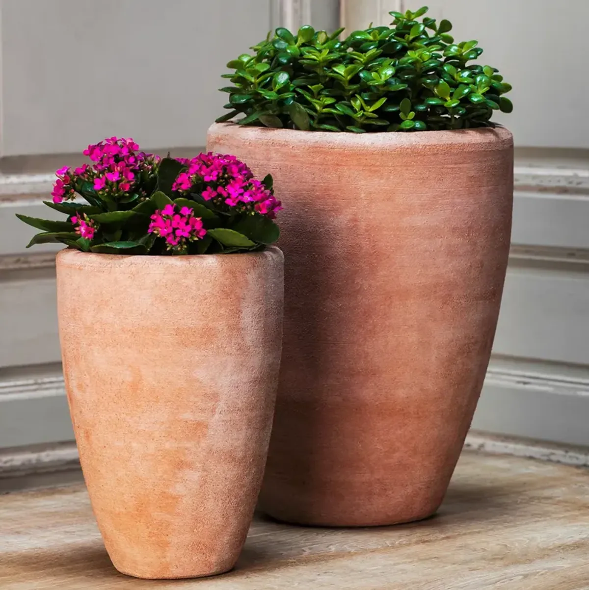 CAMPANIA INTERNATIONAL Abrielle Planter, Set of 2