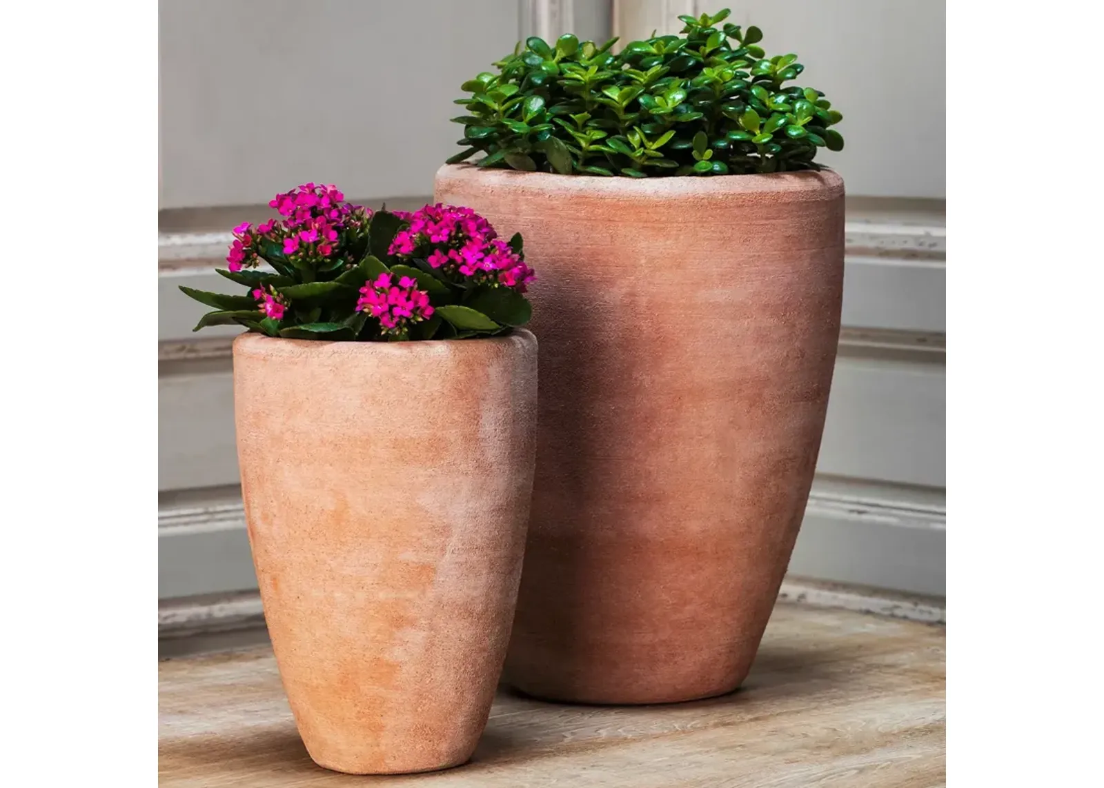 CAMPANIA INTERNATIONAL Abrielle Planter, Set of 2