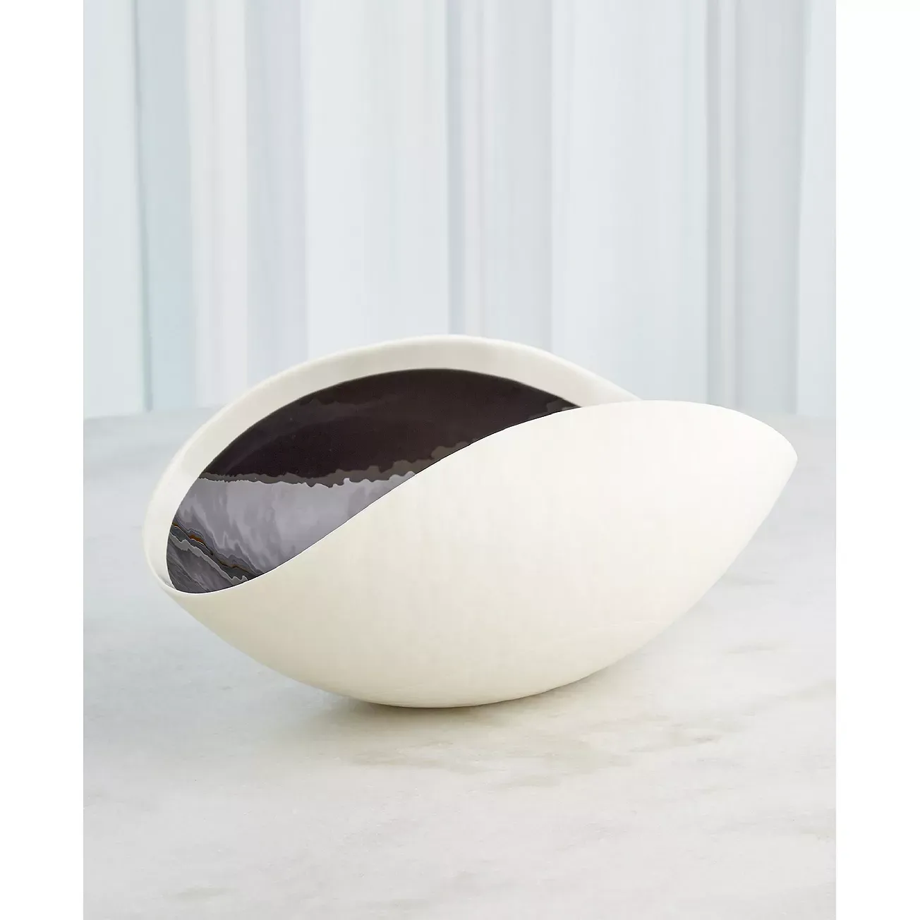 Global Views Ebony & Ivory Bowl, Large