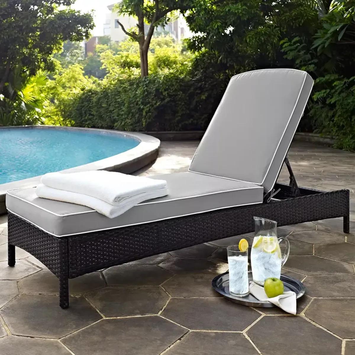 Crosley Palm Harbor Outdoor Wicker Chaise Lounge