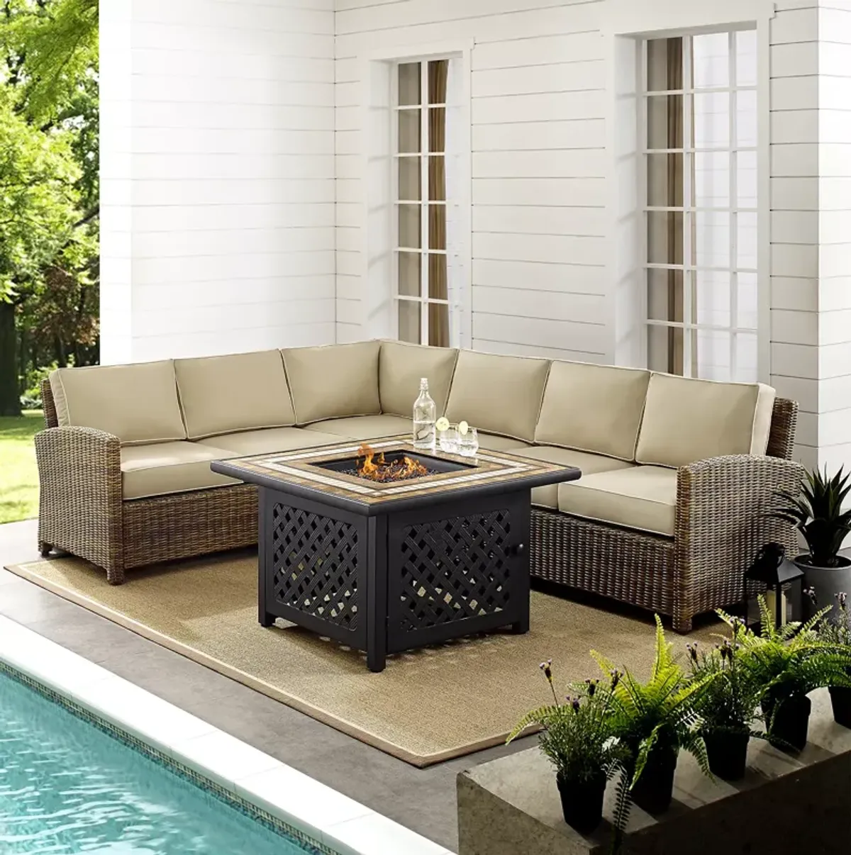 Sparrow & Wren Bradenton 5 Piece Outdoor Wicker Sectional Set with Fire Table