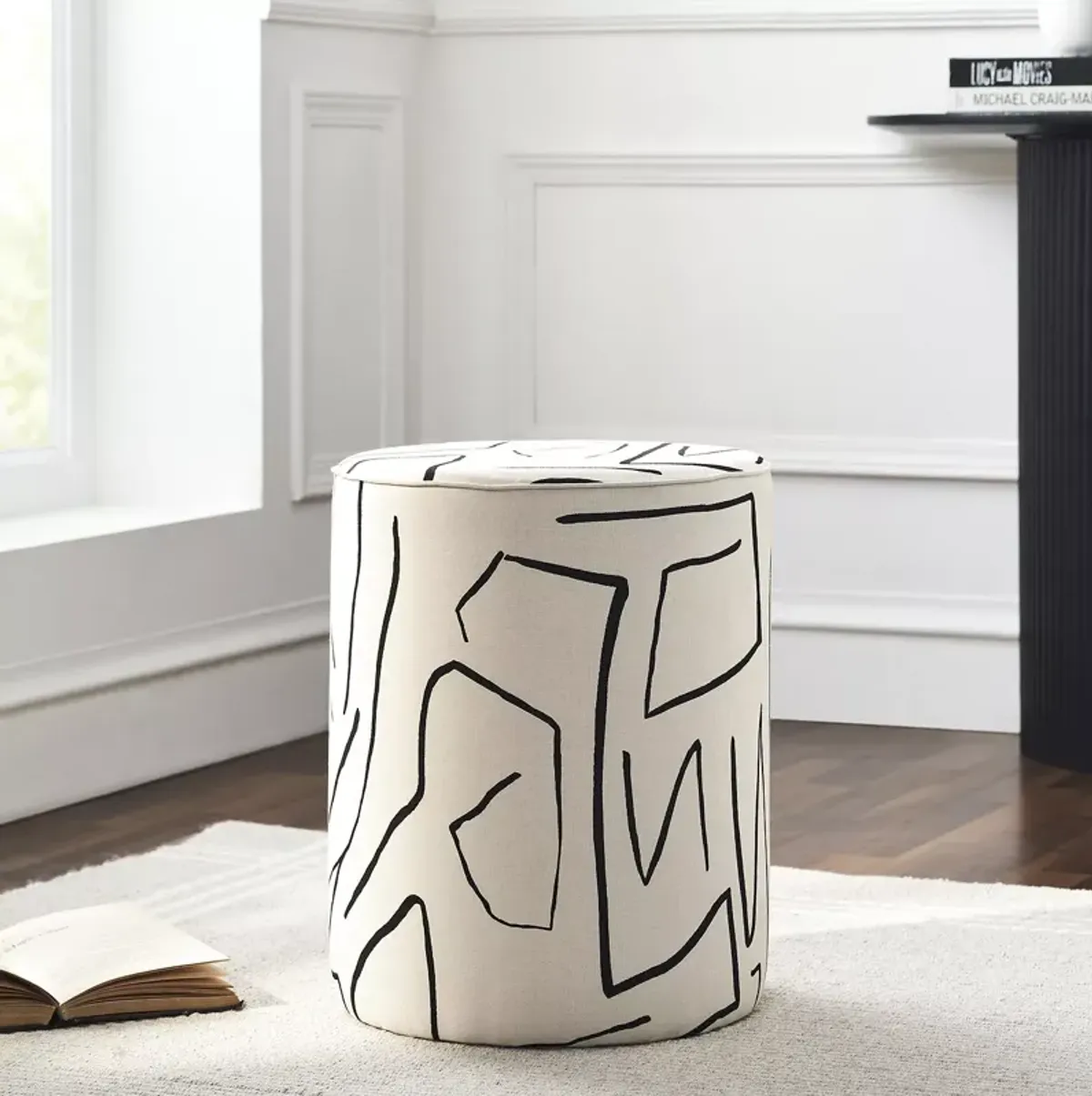 Ren-Wil Rachelle Stool