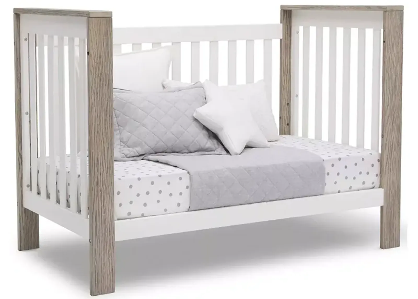 Bloomingdale's Kids Chandler 4-in-1 Convertible Crib