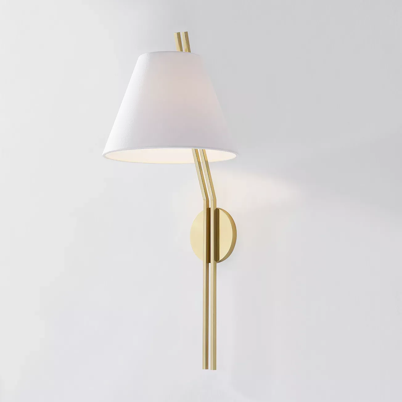 Bloomingdale's Shokan One Light Wall Sconce 