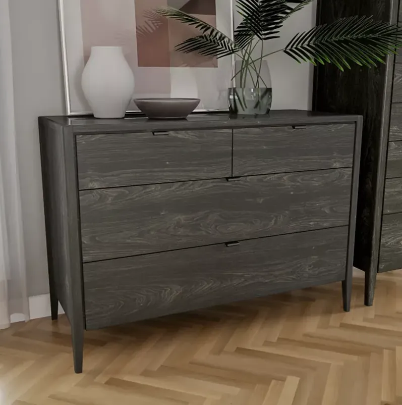 HuppÃ© Edmond 4-Drawer Chest