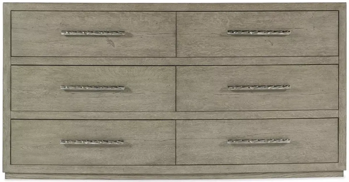 Hooker Furniture Chimney Gap Six Drawer Dresser