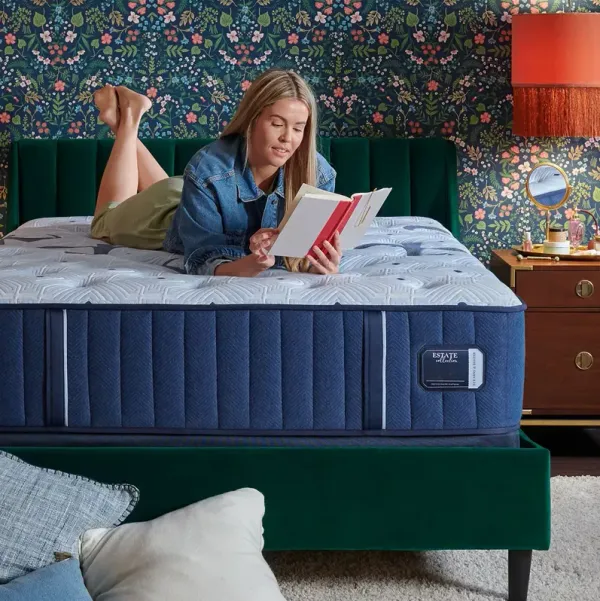 Stearns & Foster Estate Ultra Firm Tight Top Queen Mattress