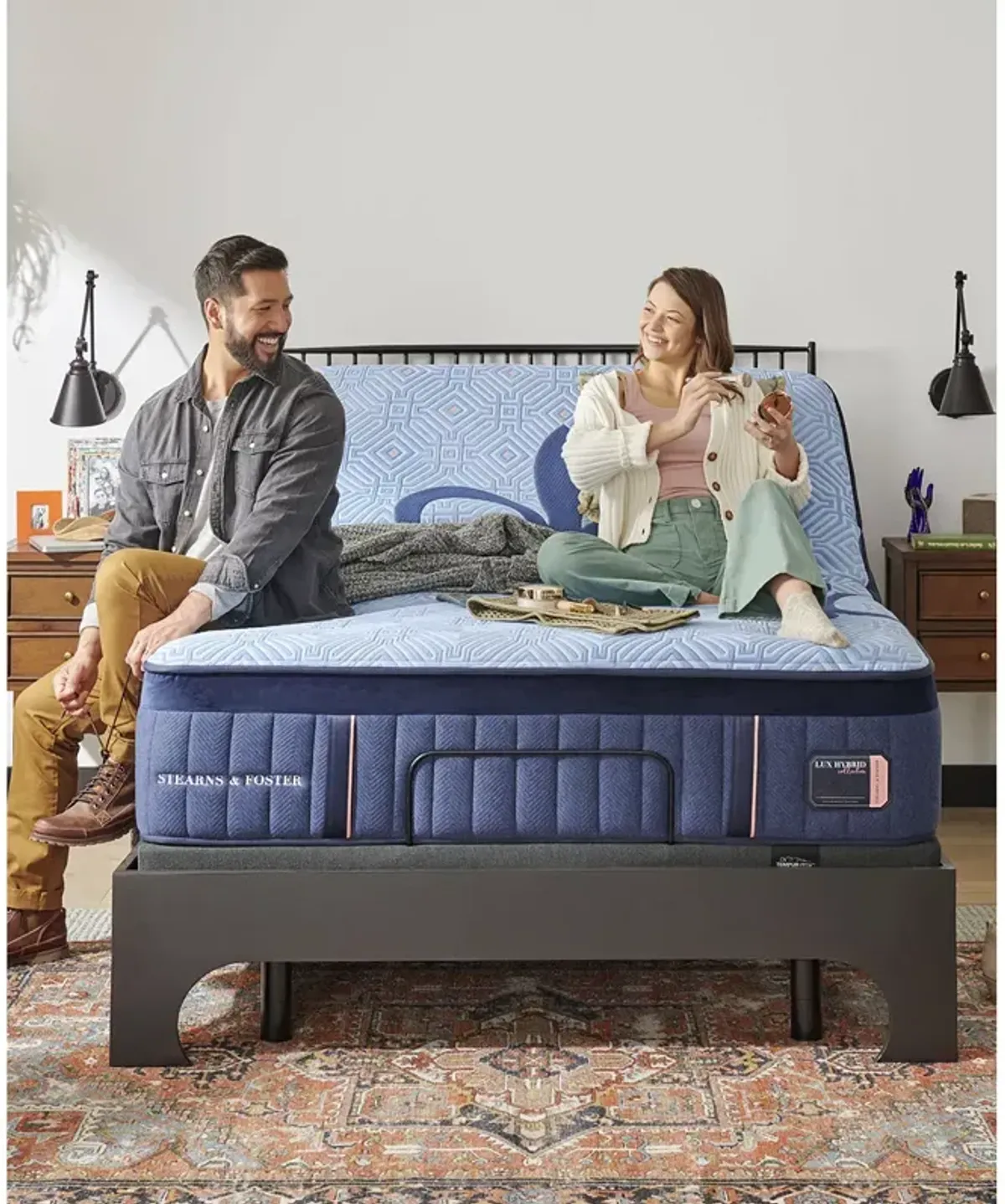 Stearns & Foster Luxe Estate Hybrid Medium King Mattress & 9" Standard Profile Box Spring Set