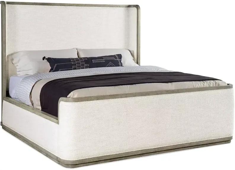 Hooker Furniture Boones Queen Upholstered Shelter Bed