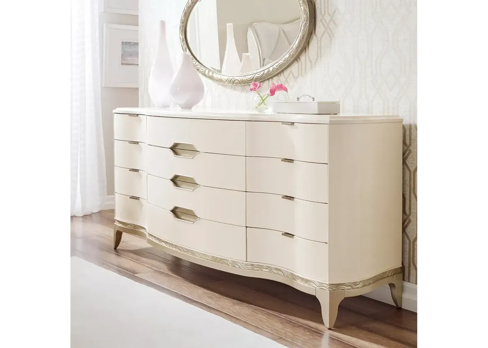 Caracole Adela Dresser