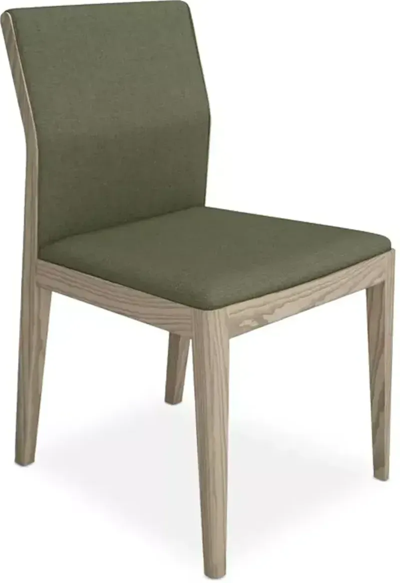 HuppÃ© Finley Chair Made of White Ash