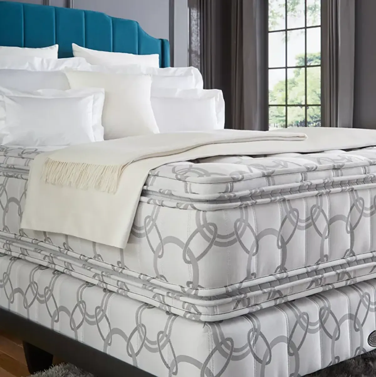 Frette Incanto Deluxe Pillow Top Twin Mattress Set - Exclusive