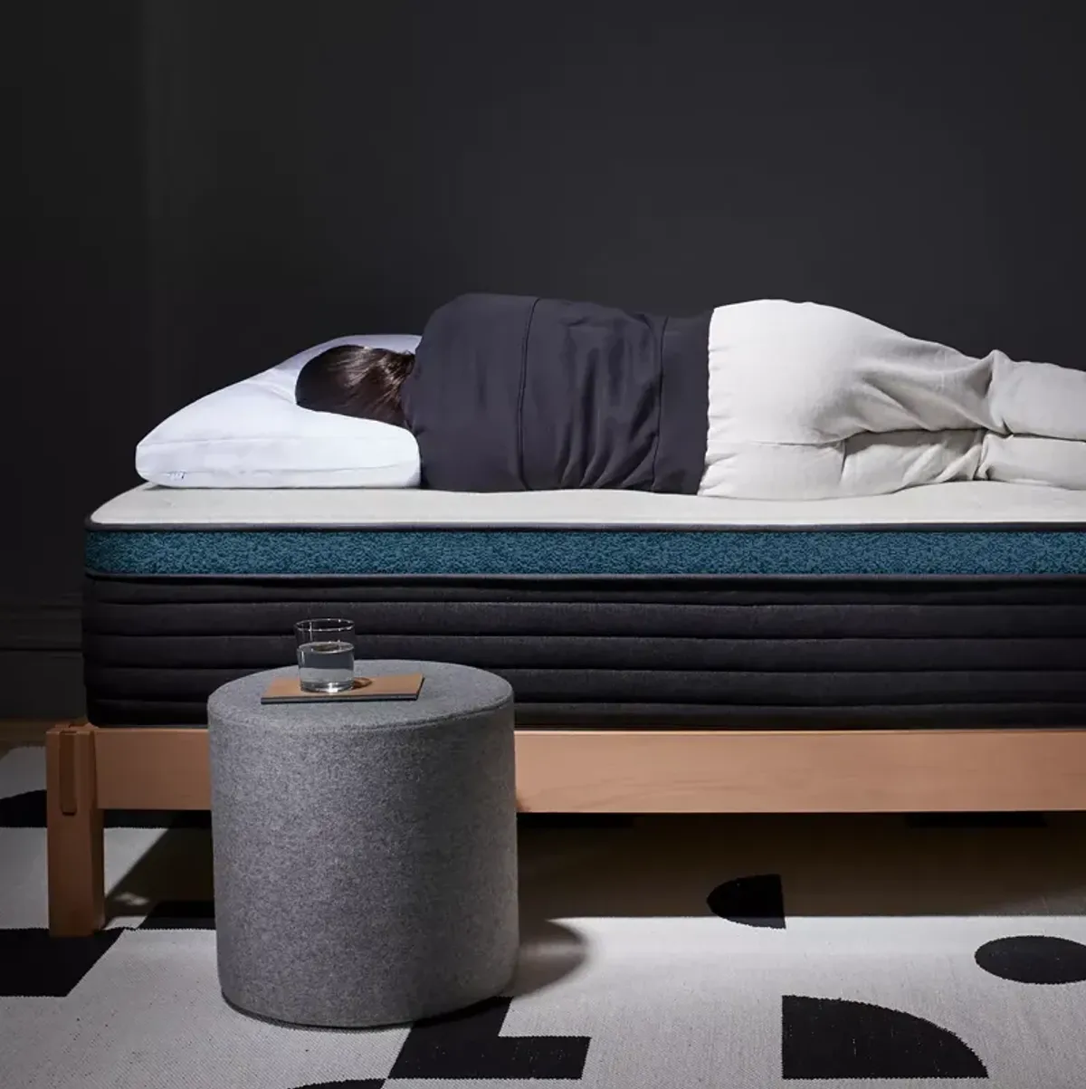 Helix Sunset Luxe GlacioTex 13.5" Soft Queen Mattress