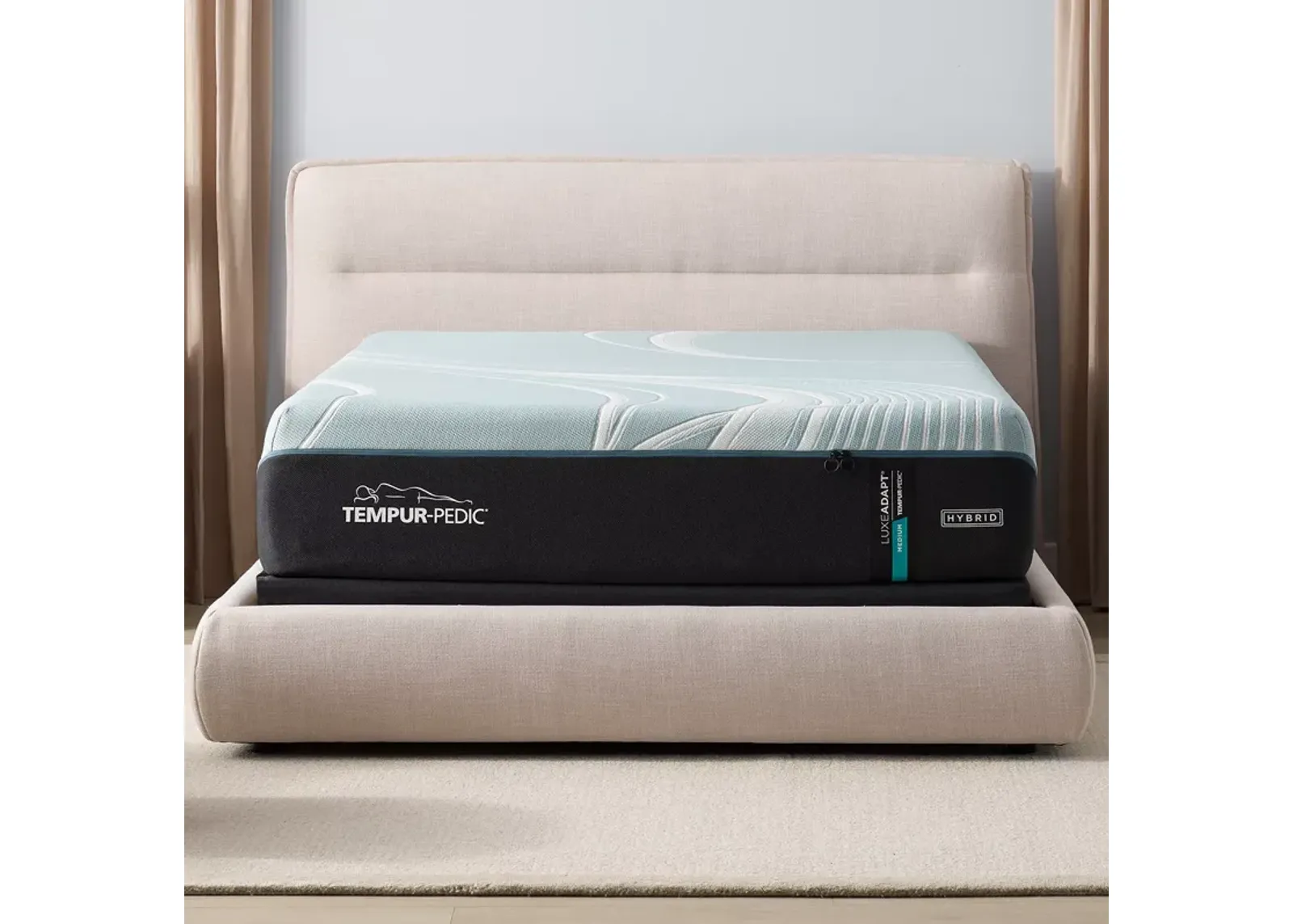 Tempur-Pedic LuxeAdapt 2.0 Medium Hybrid Queen Mattress