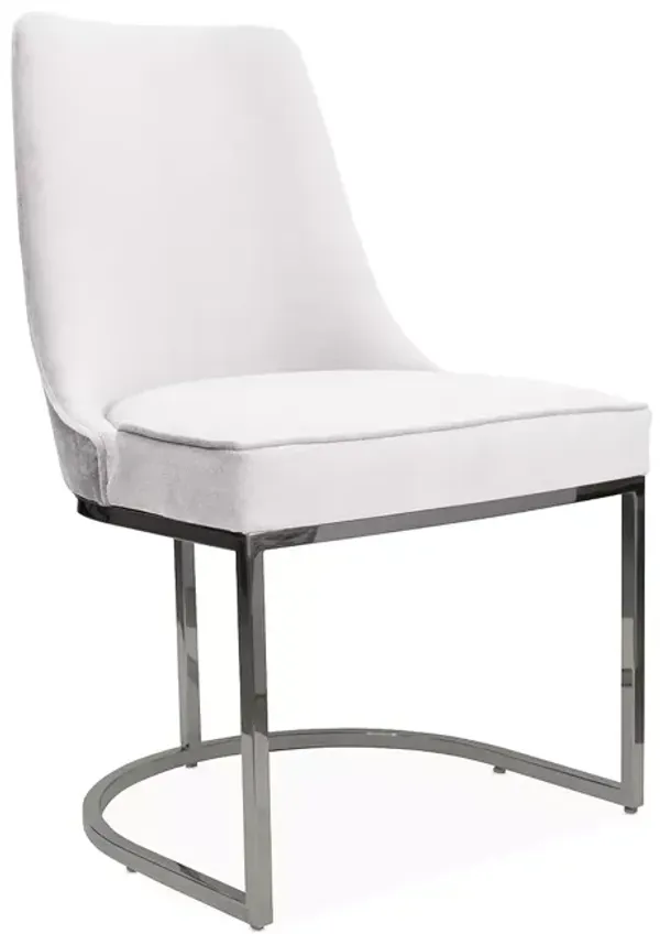 Universal Kamden Dining Chair