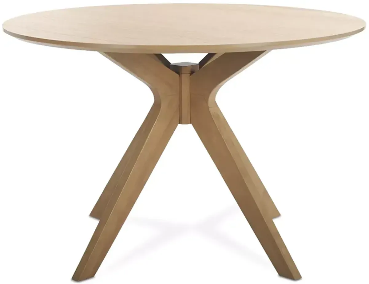 Safavieh Carolee 46" Round Dining Table, Natural