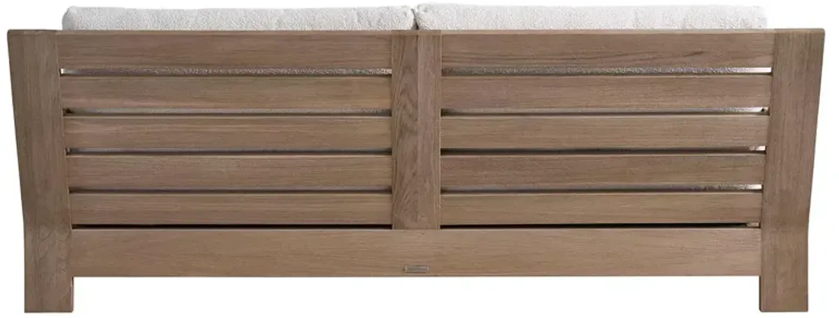 Universal Saratoga Sofa