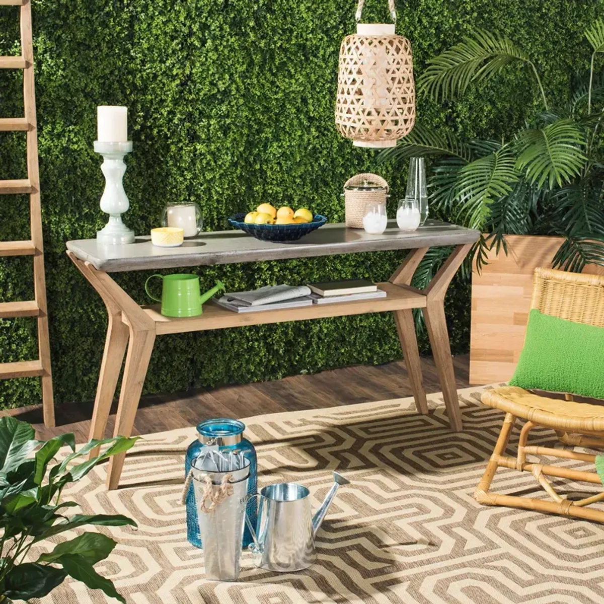 SAFAVIEH Babette Indoor/Outdoor Console Table