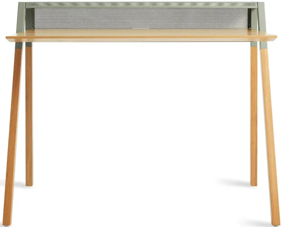 Cant Desk