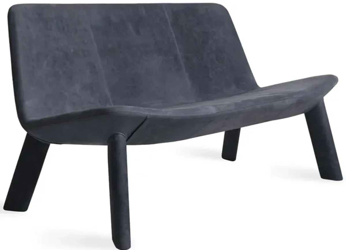 Neat Settee