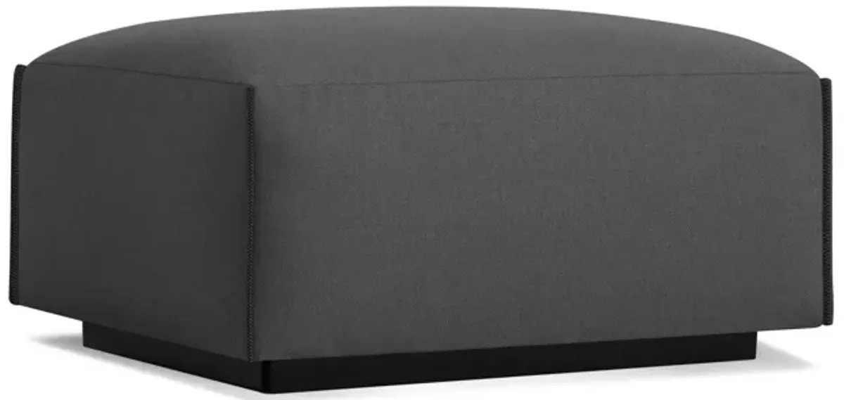 Cleon Ottoman