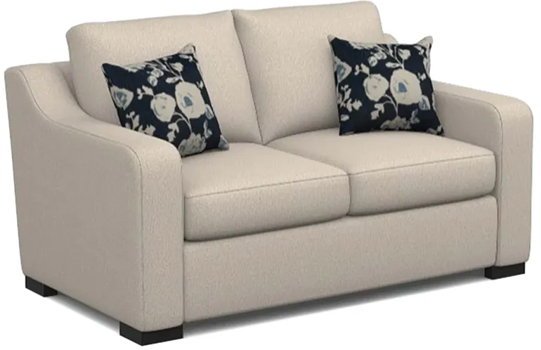 Quinn Loveseat